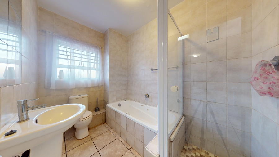 2 Bedroom Property for Sale in Die Bult North West